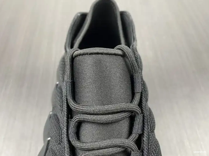 YEEZY 400 ADIDAS H68032 0515